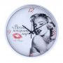 Часы настенные интерьерные с цитатами "Время покорять мир", d30 см